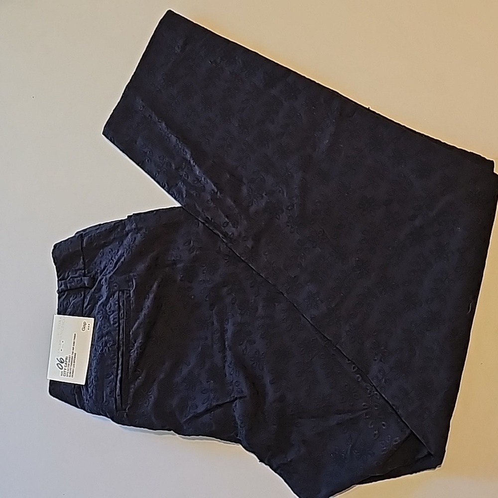 Gap Women's Capri Skinny Leg Pant Size 6 Navy Blue